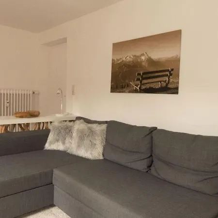 Alpenglueck Comfortable Holiday Holiday home Garmisch-Partenkirchen